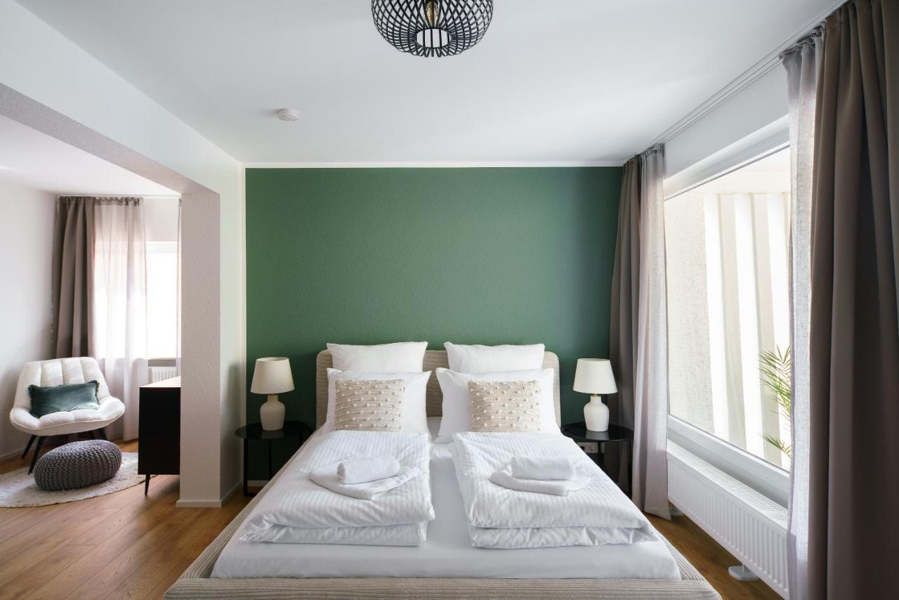 Staytona - Parkpl. - Balkon - Wlan - Netflix - Wfh Taunusstein Esterno foto
