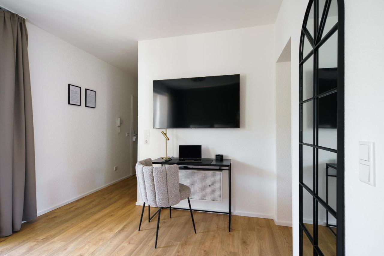 Staytona - Parkpl. - Balkon - Wlan - Netflix - Wfh Taunusstein Esterno foto